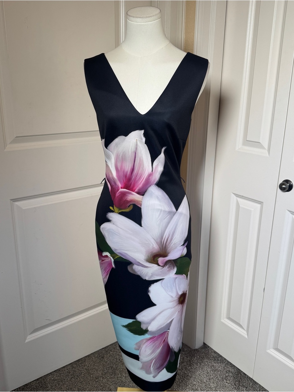 Ted Baker Aviah Magnolia Stripe Bodycon Midi Dress Navy Floral Size 1 US 4